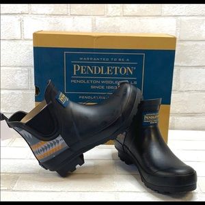 Pendleton Women’s Chelsea Rain Boots
